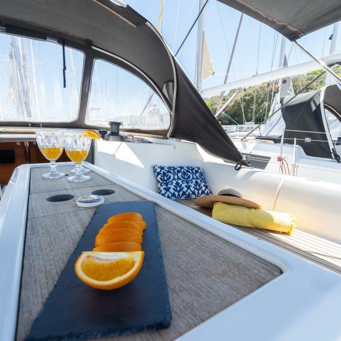 Apus | Dufour 412 Grand Large photo 6