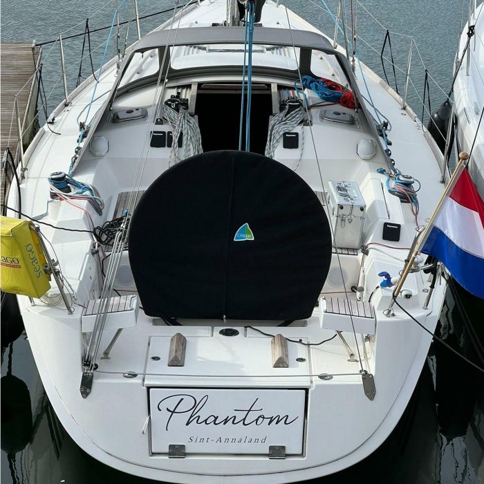 Phantom | DUFOUR 34 photo 2