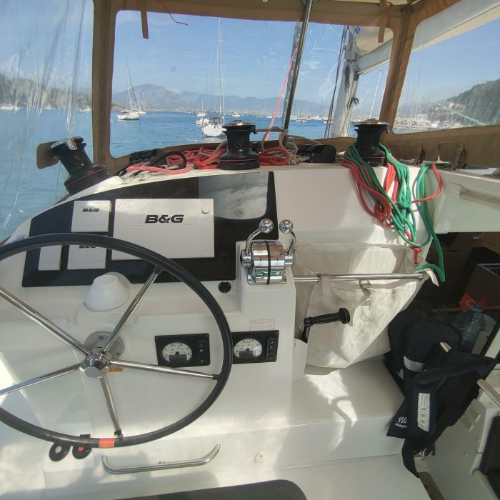 Santi | Lagoon 400 photo 28