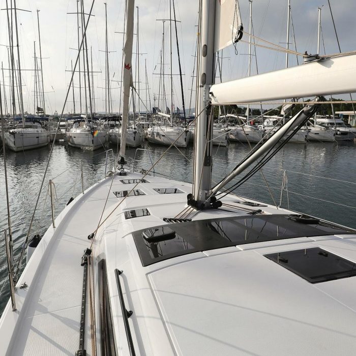 Flipper | Dufour 470 photo 2
