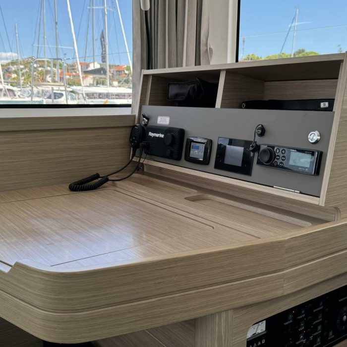 Skylight | Lagoon 42 - 4 + 2 cab. photo 3