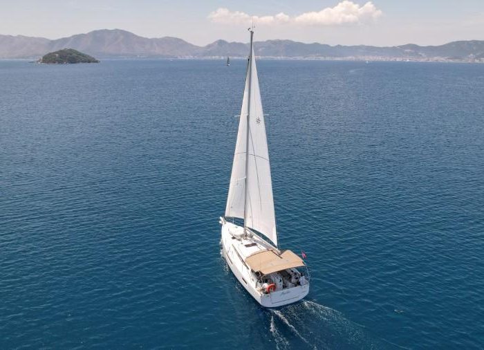 Sky Ela | Sun Odyssey 410 photo 18
