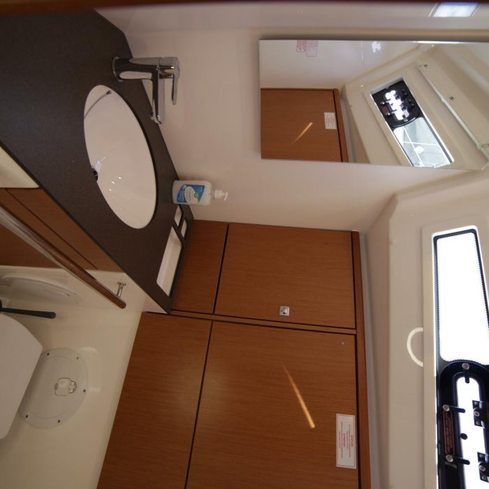 Sail Leo | Bavaria Cruiser 46 photo 5