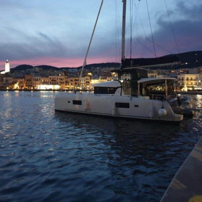 All In | Lagoon 42 photo 9