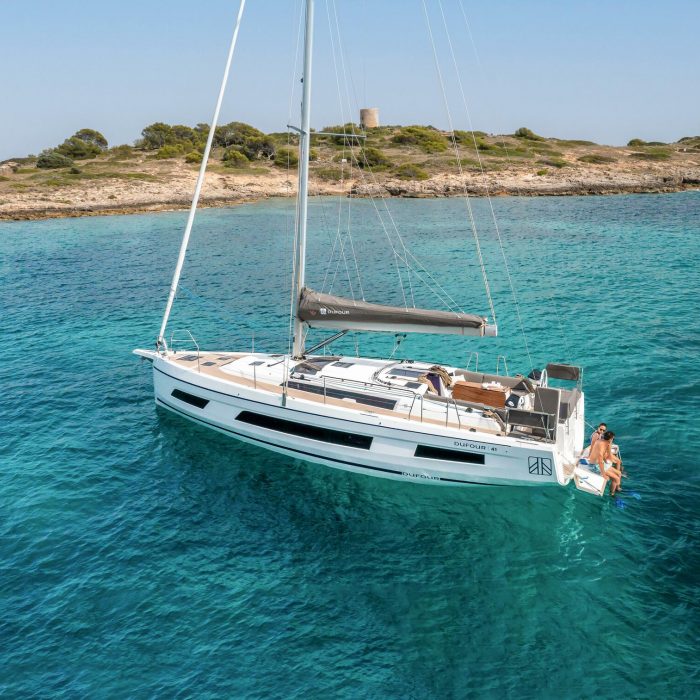 Asteria | Dufour 41 photo 17