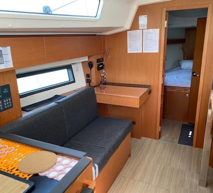 Kalispera | Bavaria C42 photo 6