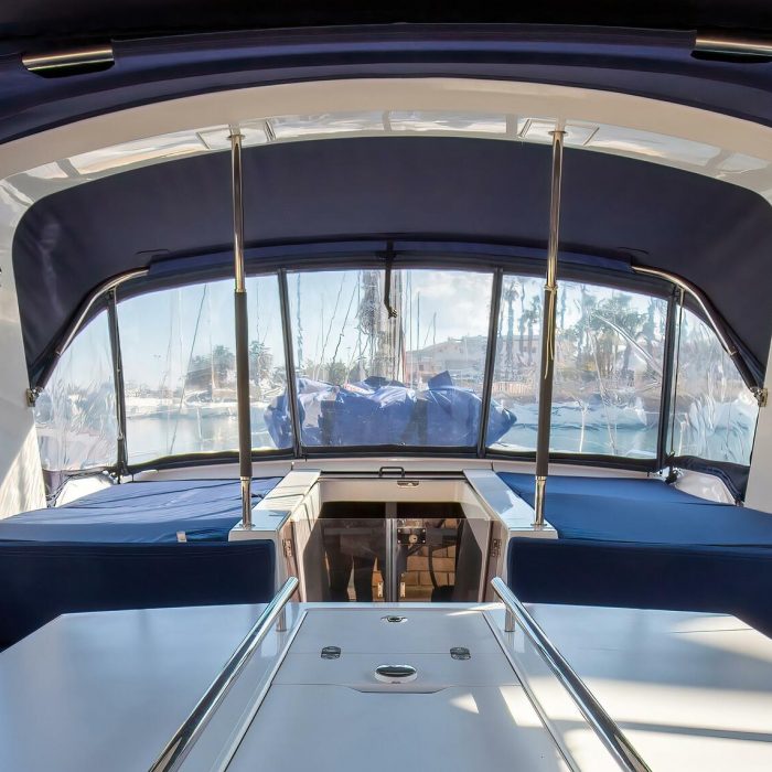 Hybris - Standard Line | Oceanis 51.1 photo 5