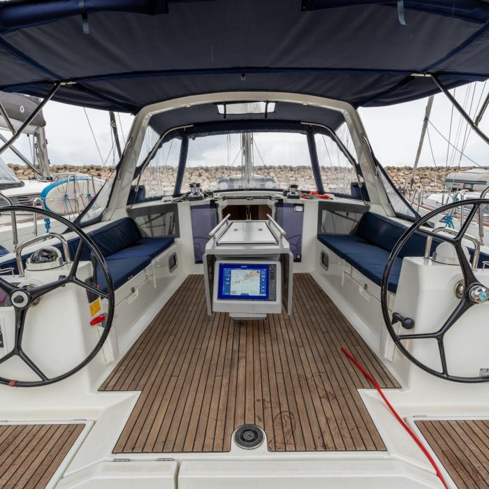 Asteria - Standard line | Oceanis 45 photo 4