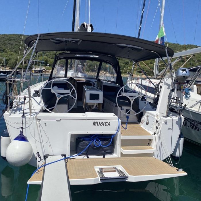 Musica | Dufour 390 Grand Large photo 2