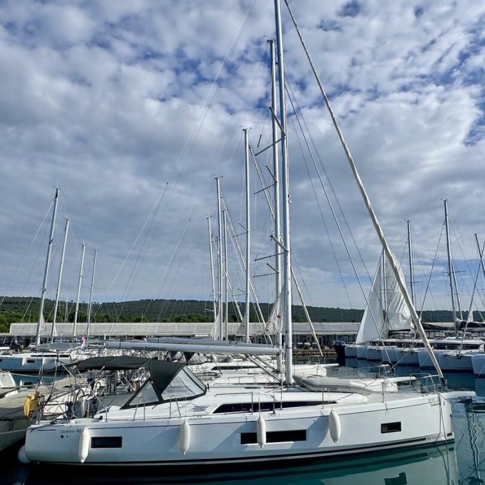 Inmeda | Oceanis 46.1 photo 6