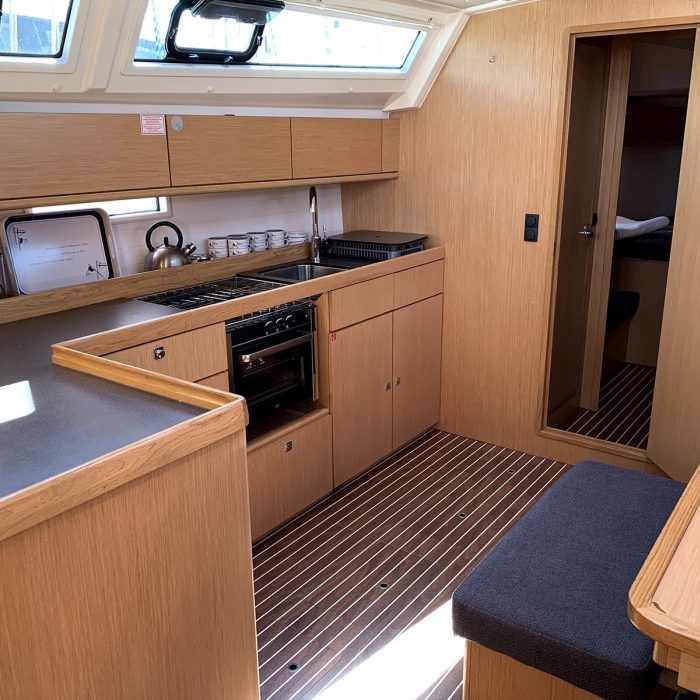 Oceanos | Bavaria Cruiser 46 photo 9