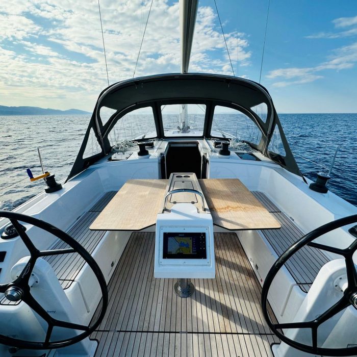 Bavaria C42 | Bavaria C42 photo 4 Bavaria C42 | Bavaria C42 photo 4