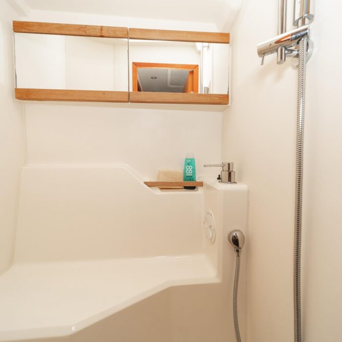 Caitlin of Lorne | Hanse 455 photo 22