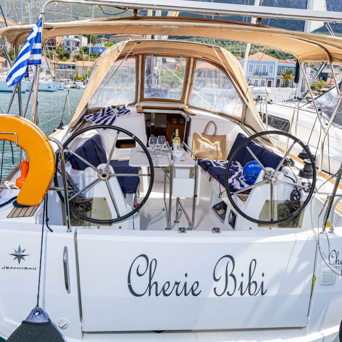 Cherie Bibi | Sun Odyssey 349 photo 10