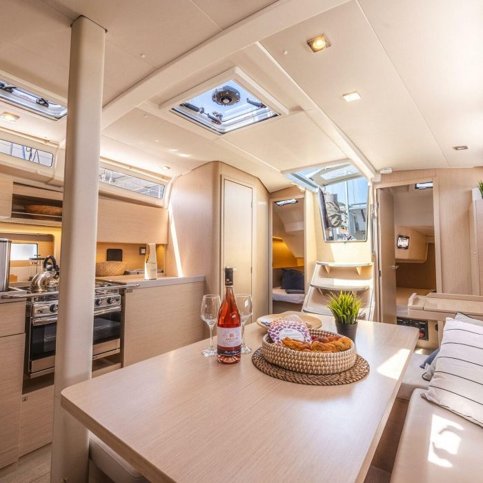 Mercator | Oceanis 37.1 photo 36