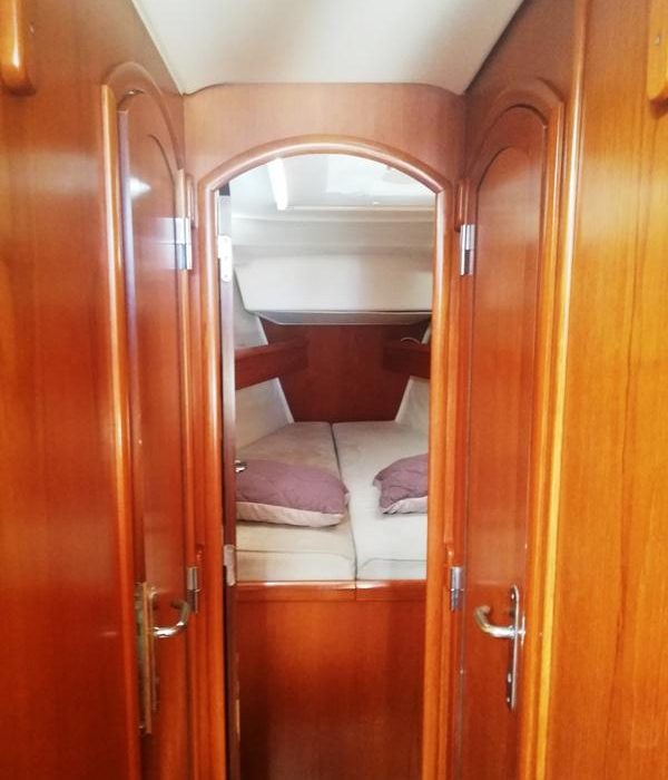REN - TOTAL REFIT 2018 | Sun Odyssey 43 photo 7