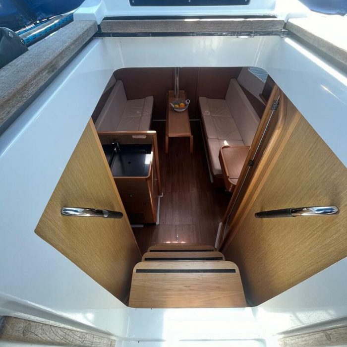 Lazzarone | Sun Odyssey 319 photo 3