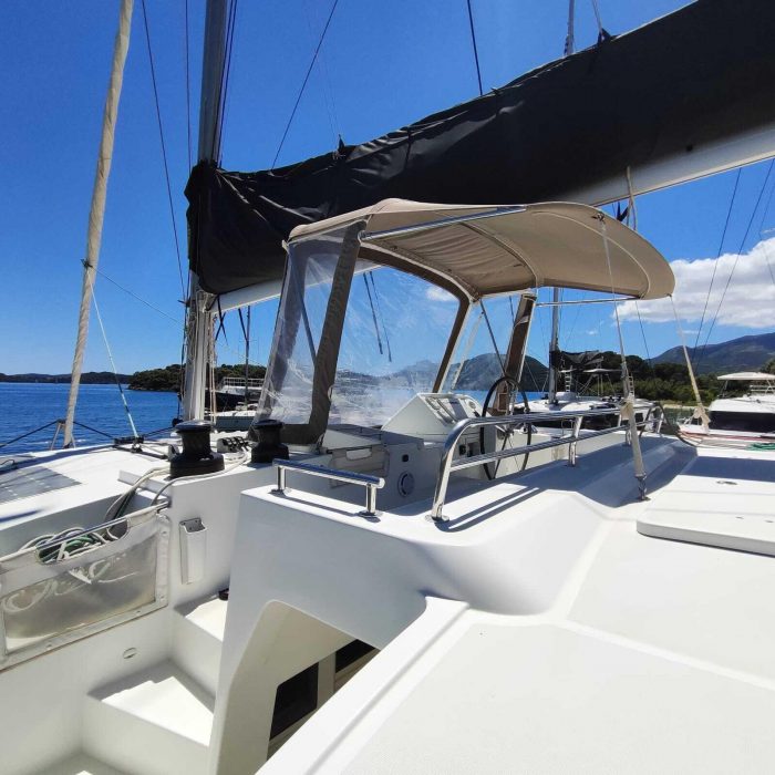 Gin Tonic | Lagoon 450 Fly photo 3 Gin Tonic | Lagoon 450 Fly photo 3