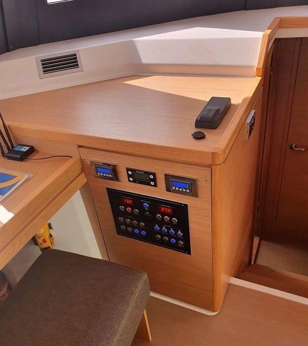 Nirvana | Dufour Catamaran 48 photo 30