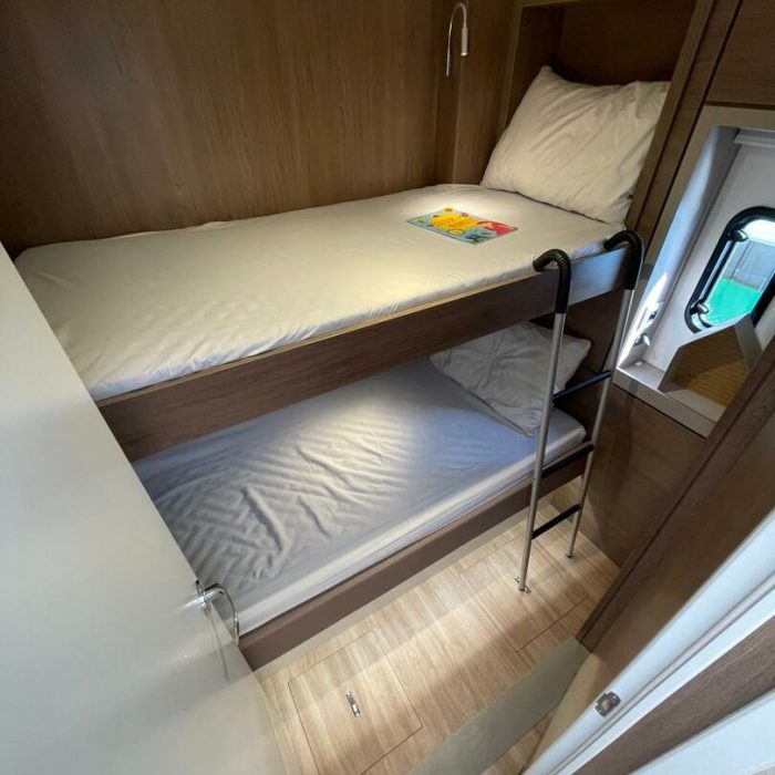 Grand Azure | Bali 4.6 - 5 + 1 cab. photo 29