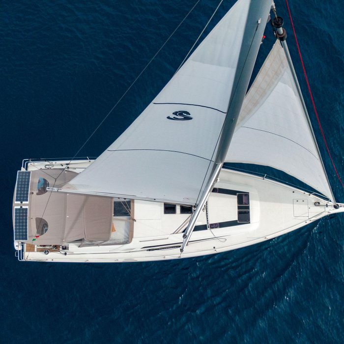 Circe - Water maker, Solar Panel | Oceanis 46.1 photo 2