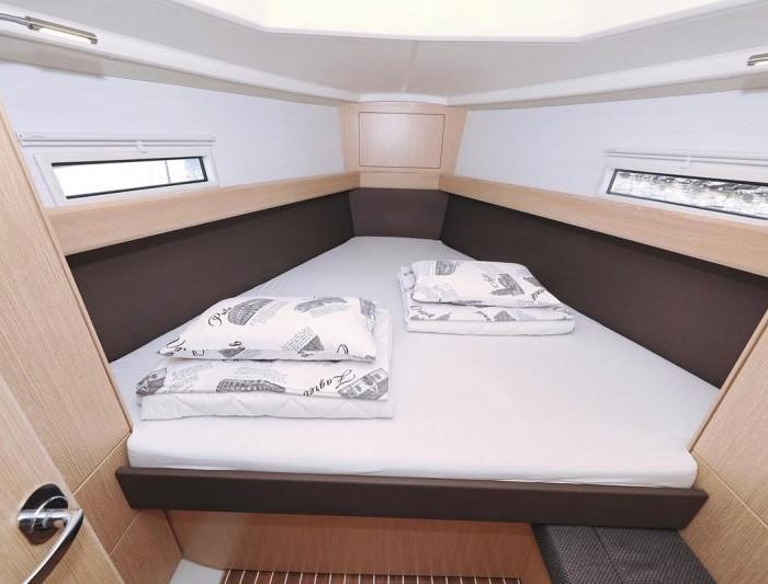 Sofija | Bavaria Cruiser 37 photo 9