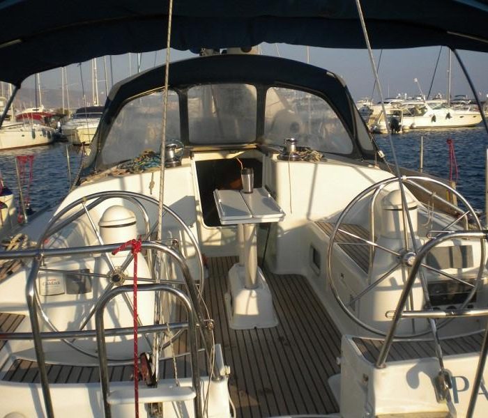 Panic | Sun Odyssey 40 photo 3