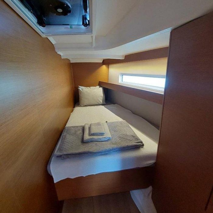 Bonbon | Sun Odyssey 440 photo 34