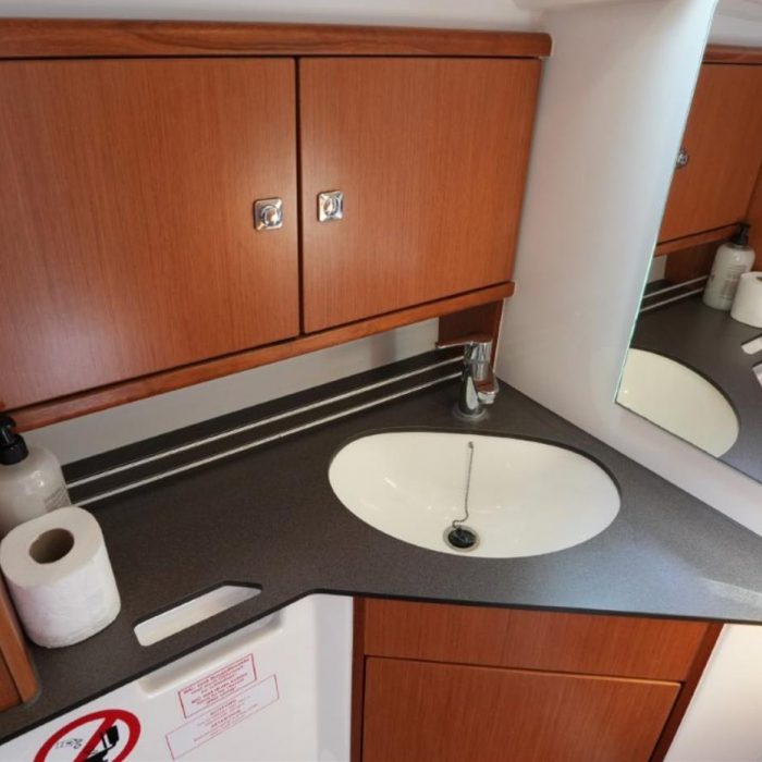 Taz | Bavaria Cruiser 34 photo 16
