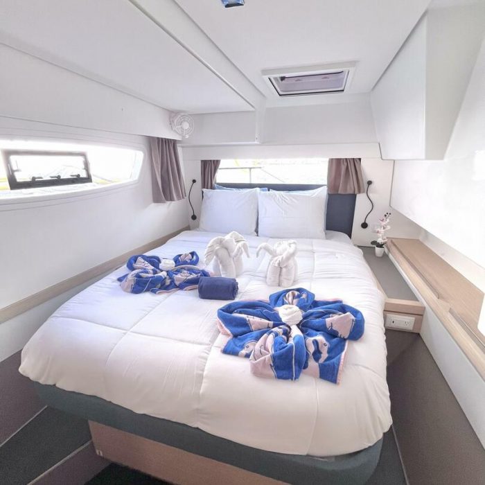 Blue Vibes | Fountaine Pajot Tanna 47 photo 13