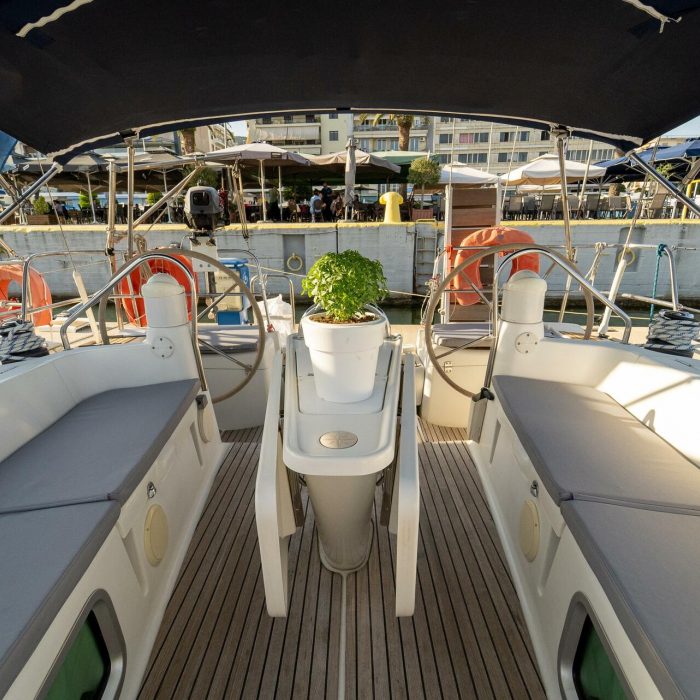 Mesogeios | Sun Odyssey 42 i photo 2