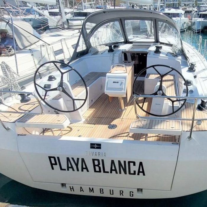 Playa Blanca | Bavaria C42 photo 3
