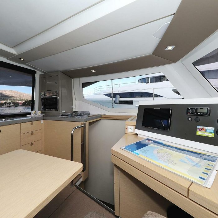 Why Not | Fountaine Pajot LUCIA 40 photo 19