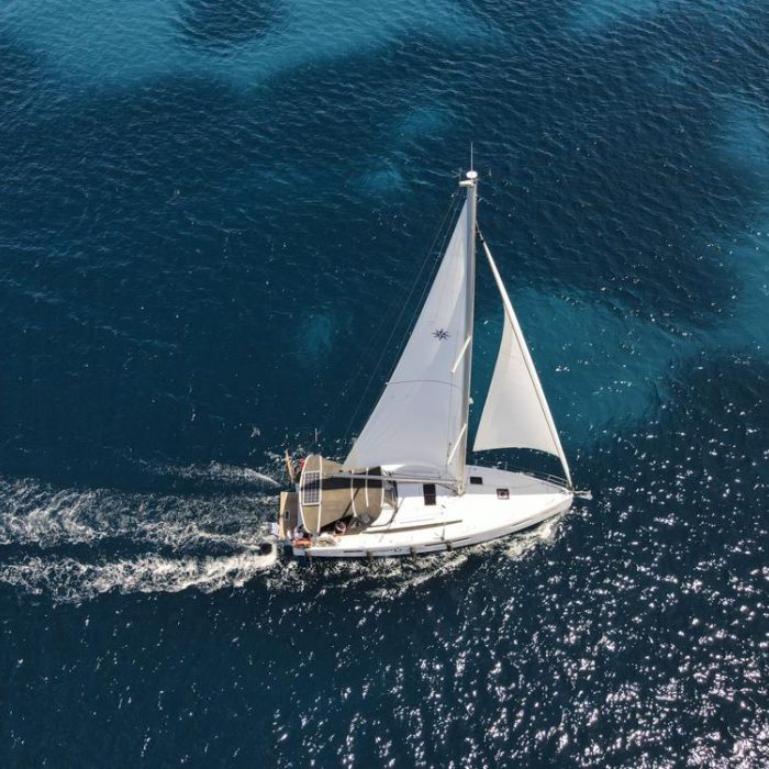 Marianna | Sun Odyssey 410 photo 10