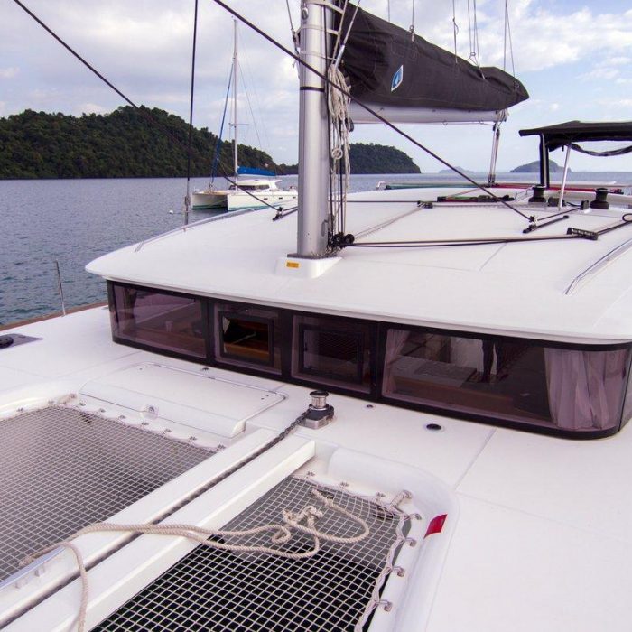 Anastasia | Lagoon 400 S2 - 4 + 1 cab. photo 4