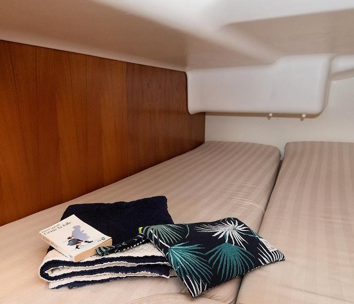 Frine | Sun Odyssey 43 photo 10