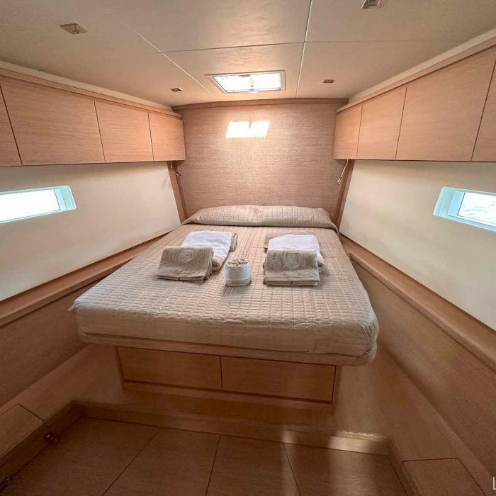 Avalon - Luxury - A/C, Watermaker | Solaris 55 photo 24