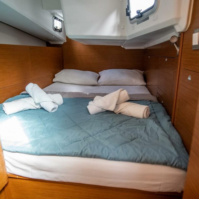 Nastazia | Sun Odyssey 410 photo 10