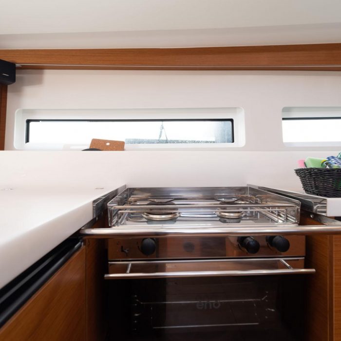 free elli | Sun Odyssey 440 - 4 cab. photo 10 free elli | Sun Odyssey 440 - 4 cab. photo 10