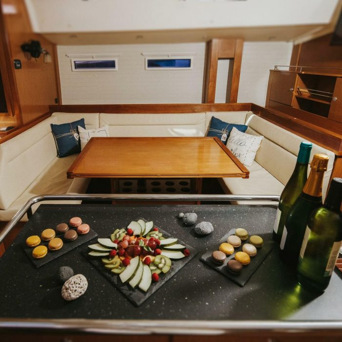 Lady Sunshine | Bavaria 55 Cruiser photo 5