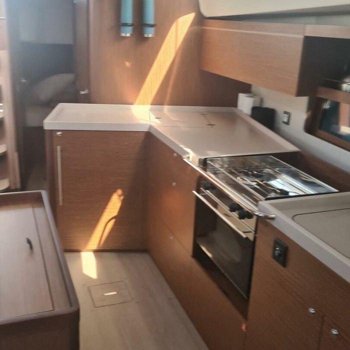 Salina | Oceanis 46.1 Performance Line photo 4