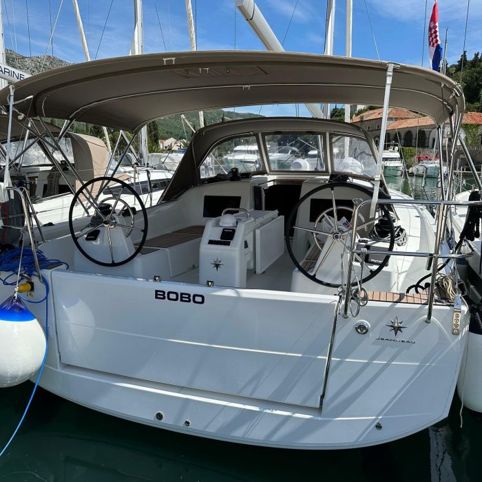 Bobo | Sun Odyssey 410 photo 4