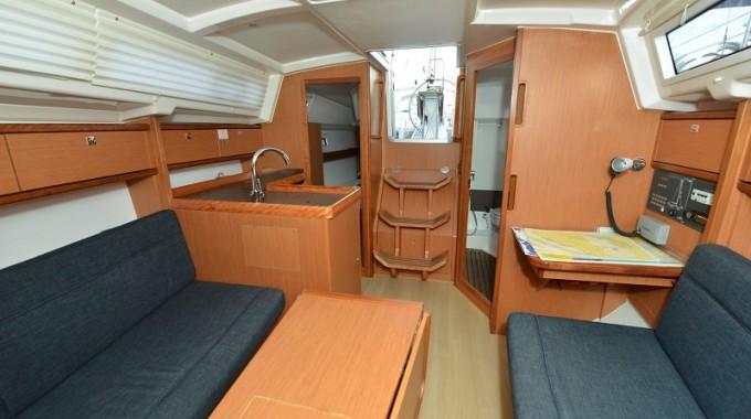 Ami | Bavaria Cruiser 33 photo 6