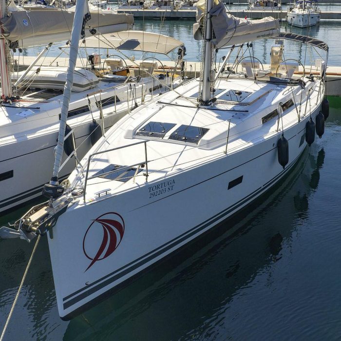 Tortuga | Hanse 458 photo 1