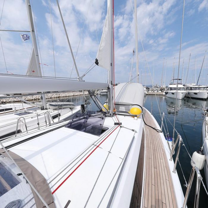 Beauty | Sun Odyssey 410 photo 4