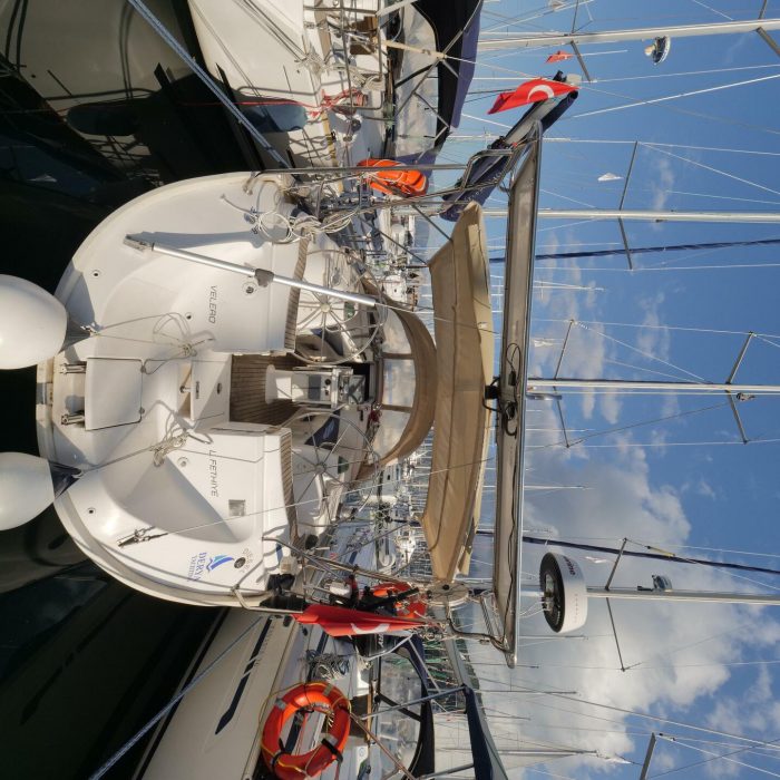 Velero | Bavaria 44 photo 6