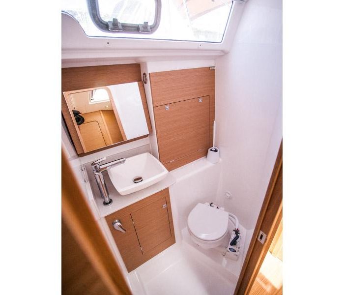 LISABET (new sails 2024., air condition) | Dufour 460 Grand Large photo 6
