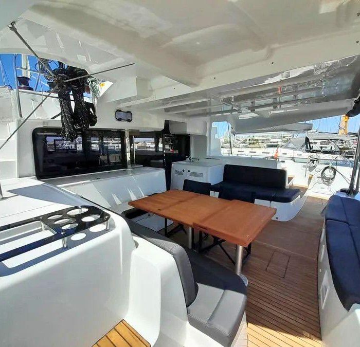Alexandra | Lagoon 46 photo 9