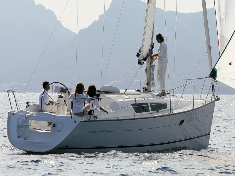 REGINA IV | Sun Odyssey 32i