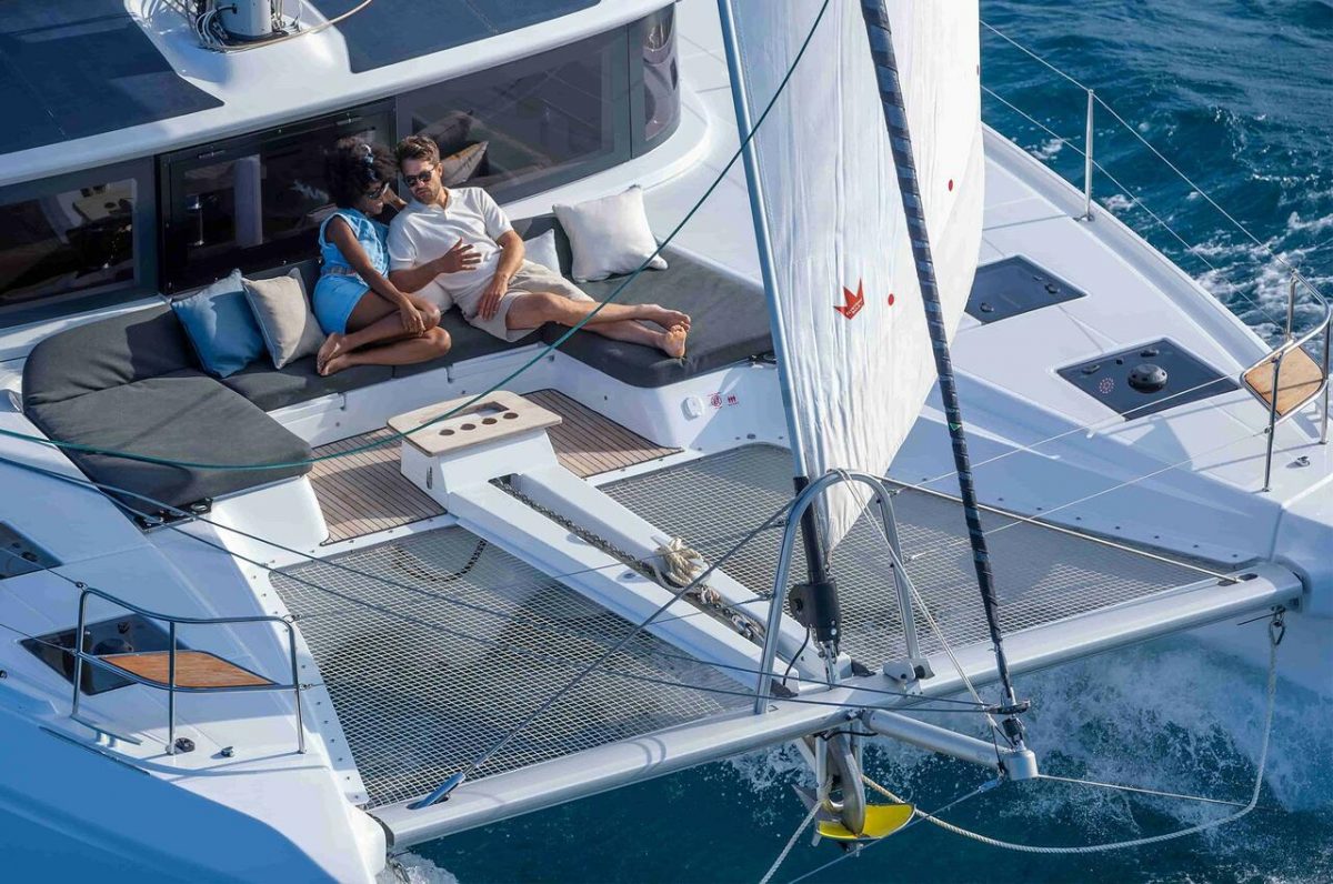 Deb Elli | Lagoon 51
